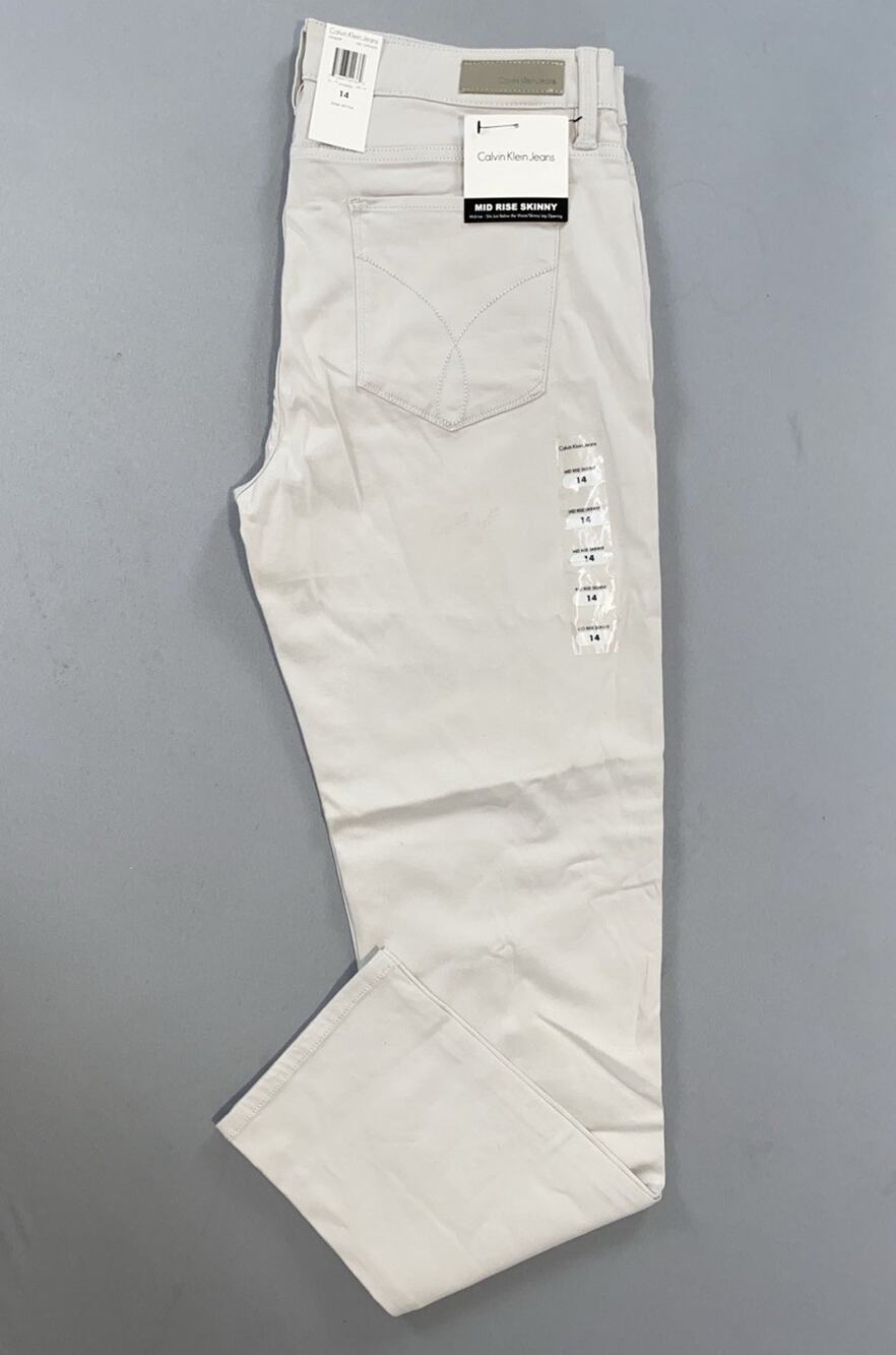 Calvin Klein Mid-Rise Skinny Lightweight Canvas Jeans in Captivate. Women's 14.